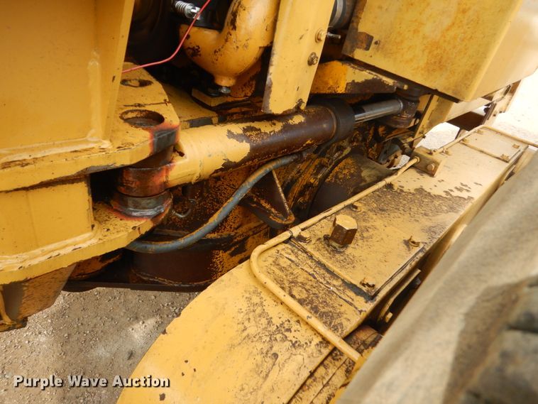 image for item DC8850 1975 Caterpillar 140G  motor grader
