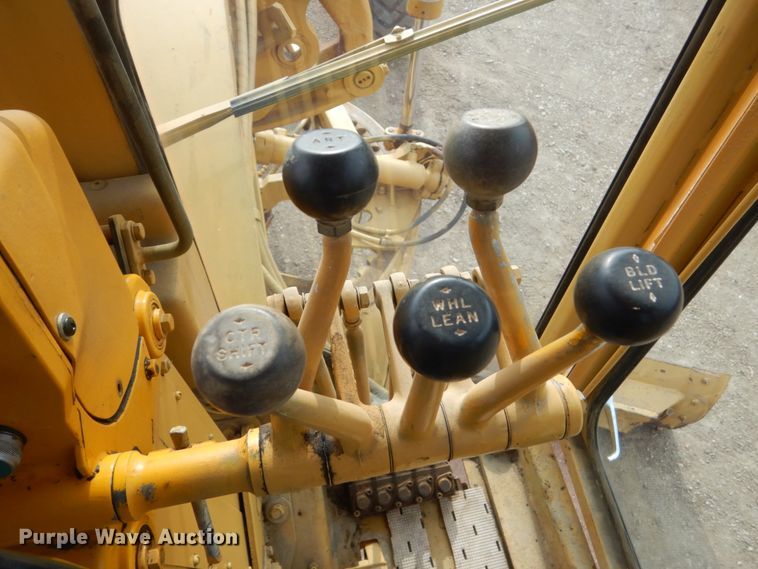 image for item DC8850 1975 Caterpillar 140G  motor grader