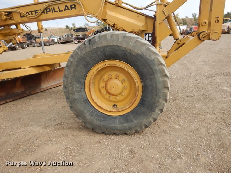 image for item DC8850 1975 Caterpillar 140G  motor grader