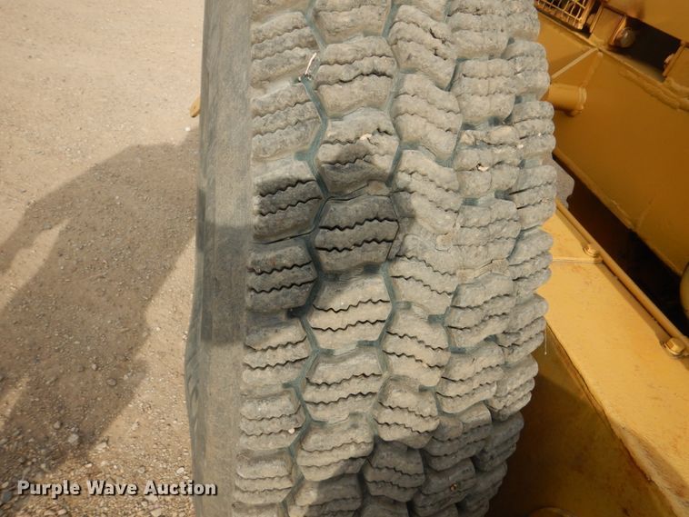 image for item DC8850 1975 Caterpillar 140G  motor grader