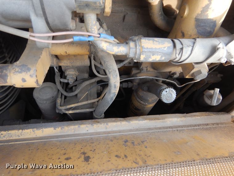 image for item DC8888 1990 Caterpillar D4H  dozer