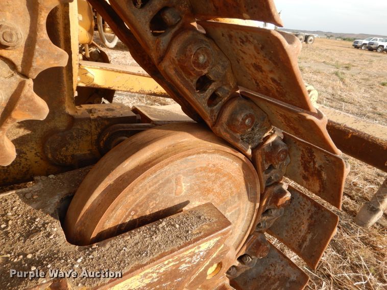 image for item DC8888 1990 Caterpillar D4H  dozer