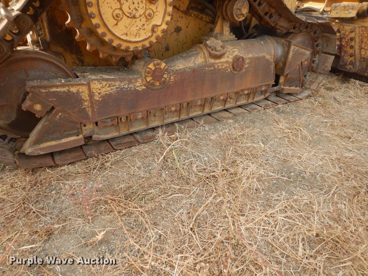 image for item DC8888 1990 Caterpillar D4H  dozer