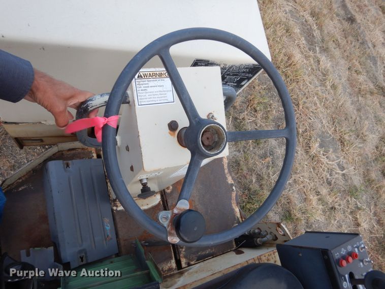 image for item DC8895 1997 Ingersoll Rand DD-24  vibratory double drum roller