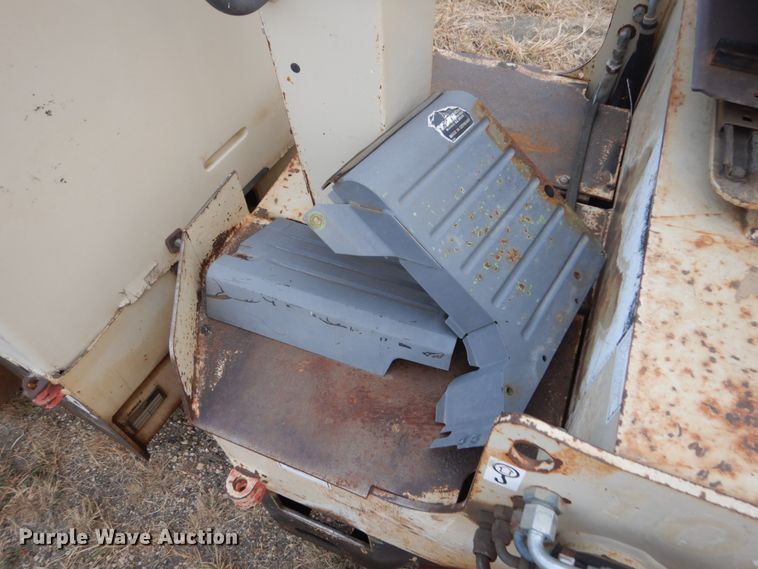 image for item DC8895 1997 Ingersoll Rand DD-24  vibratory double drum roller