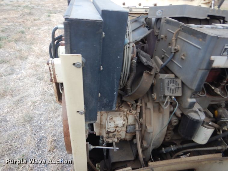 image for item DC8895 1997 Ingersoll Rand DD-24  vibratory double drum roller