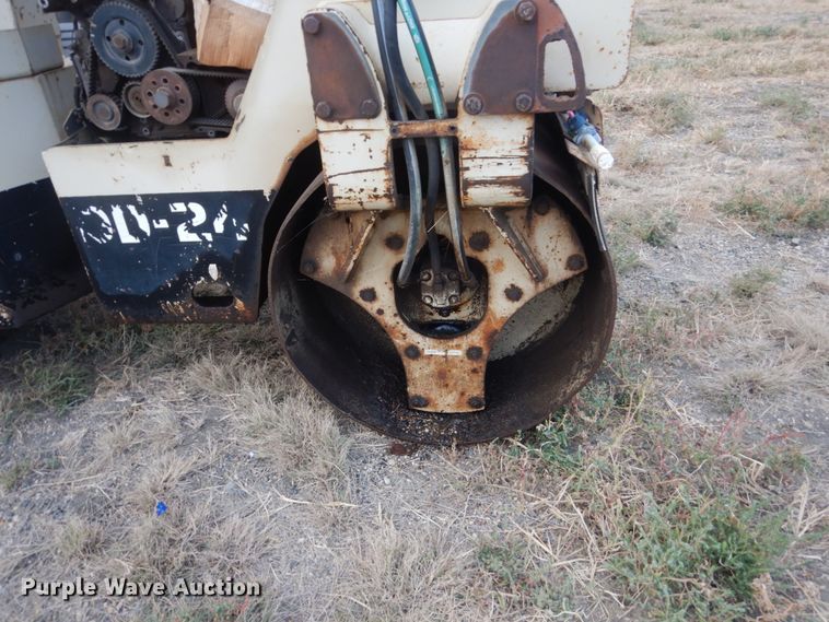 image for item DC8895 1997 Ingersoll Rand DD-24  vibratory double drum roller