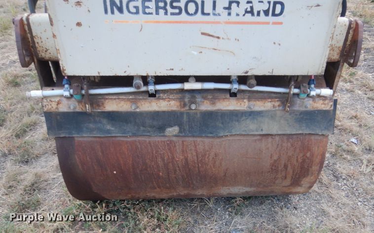 image for item DC8895 1997 Ingersoll Rand DD-24  vibratory double drum roller