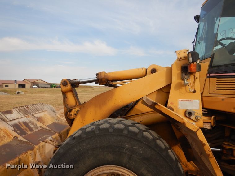 image for item DC8906 1996 Caterpillar 938F  wheel loader