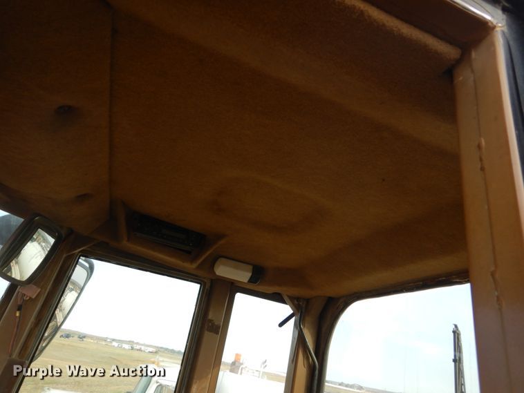 image for item DC8906 1996 Caterpillar 938F  wheel loader