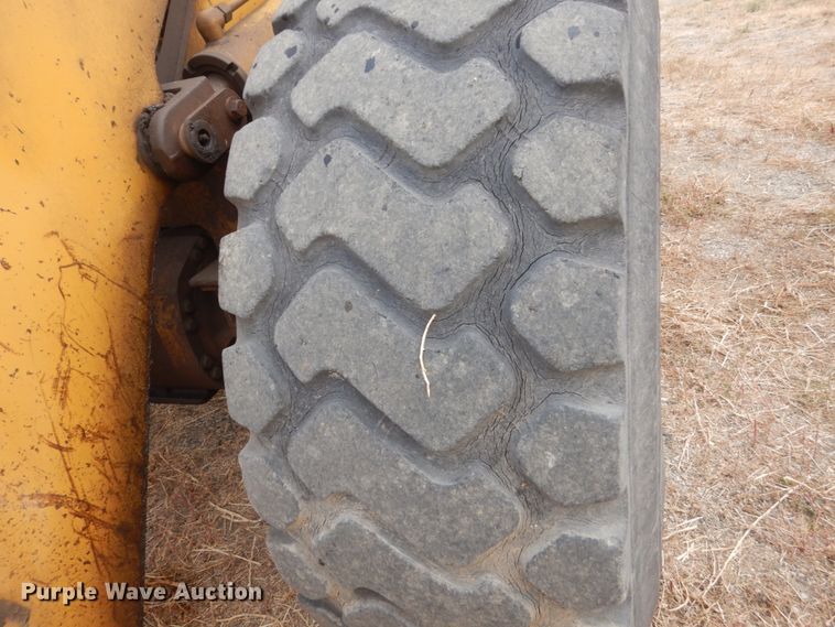 image for item DC8906 1996 Caterpillar 938F  wheel loader