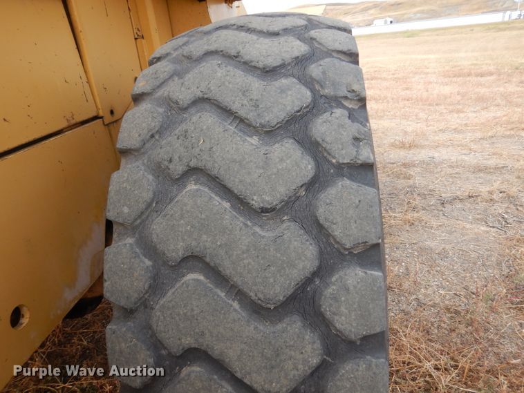 image for item DC8906 1996 Caterpillar 938F  wheel loader