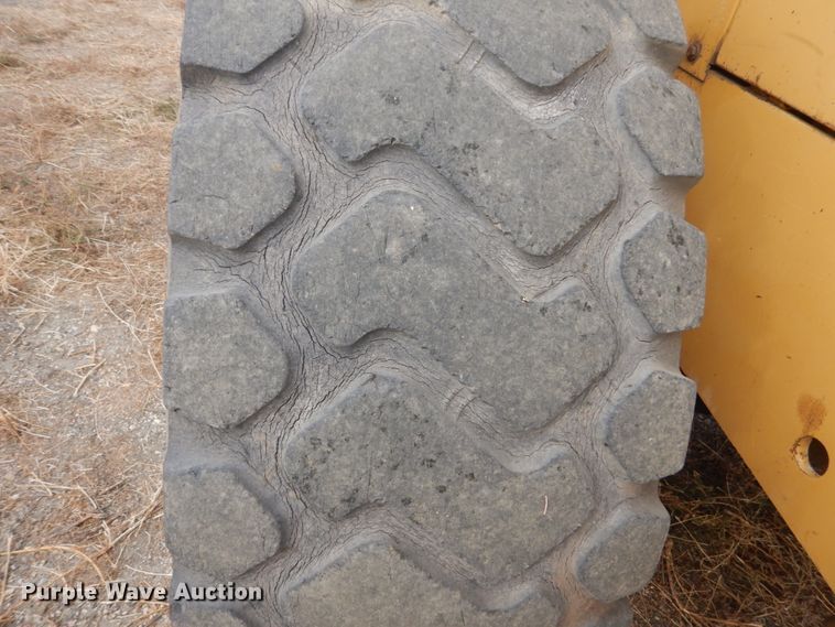 image for item DC8906 1996 Caterpillar 938F  wheel loader