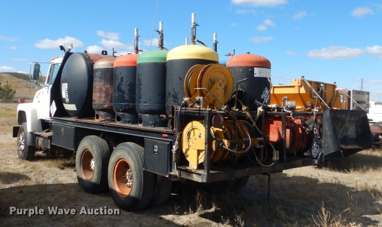 image for item DC8914 1979 Ford 9000  fuel truck