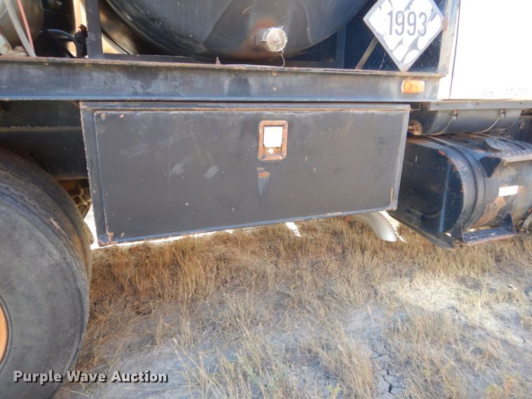 image for item DC8914 1979 Ford 9000  fuel truck