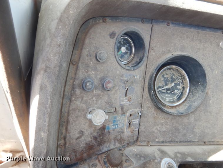 image for item DC8914 1979 Ford 9000  fuel truck