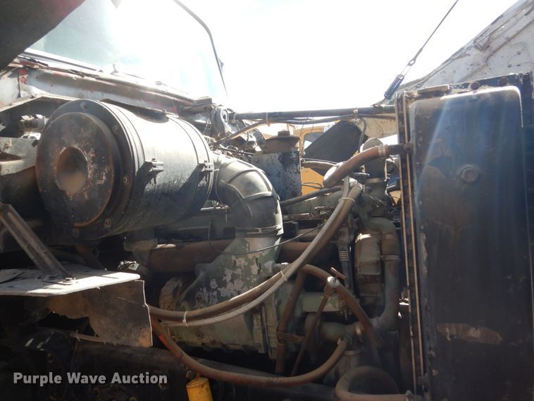 image for item DC8914 1979 Ford 9000  fuel truck