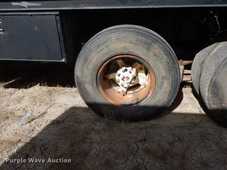 image for item DC8914 1979 Ford 9000  fuel truck