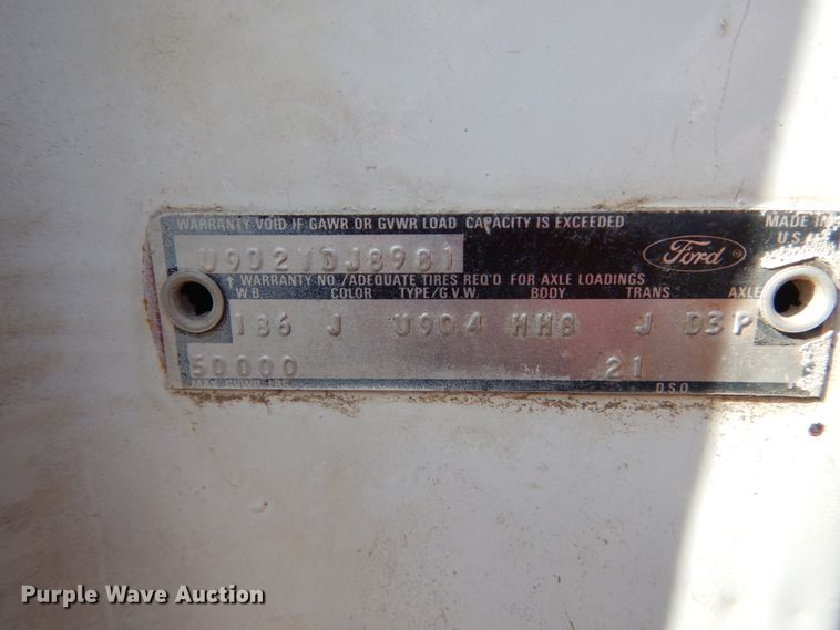 image for item DC8914 1979 Ford 9000  fuel truck