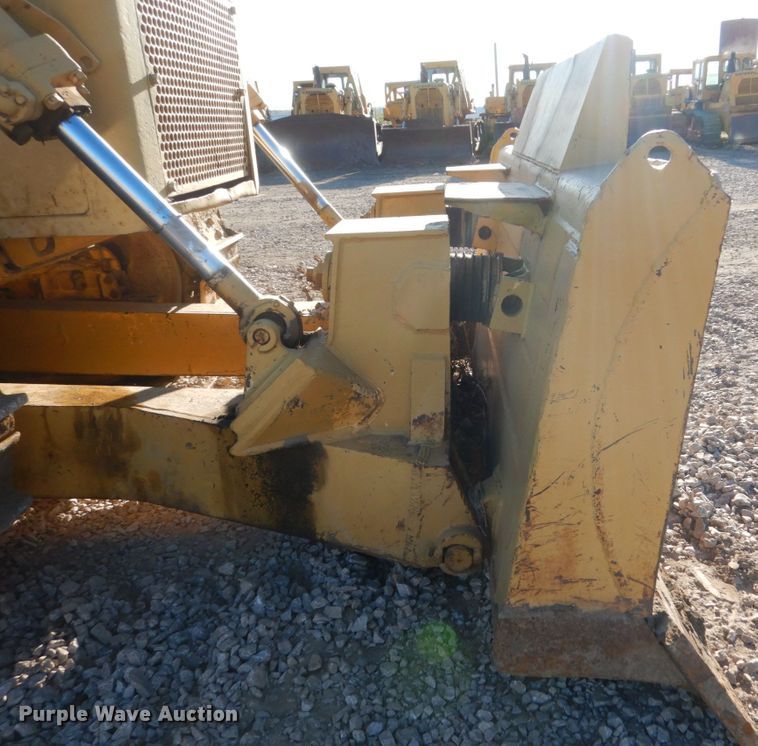 image for item DC8917 1974 Caterpillar D9G dozer