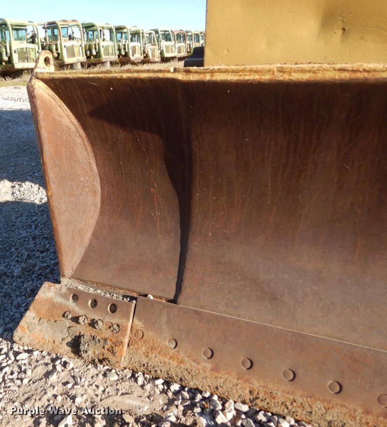 image for item DC8917 1974 Caterpillar D9G dozer