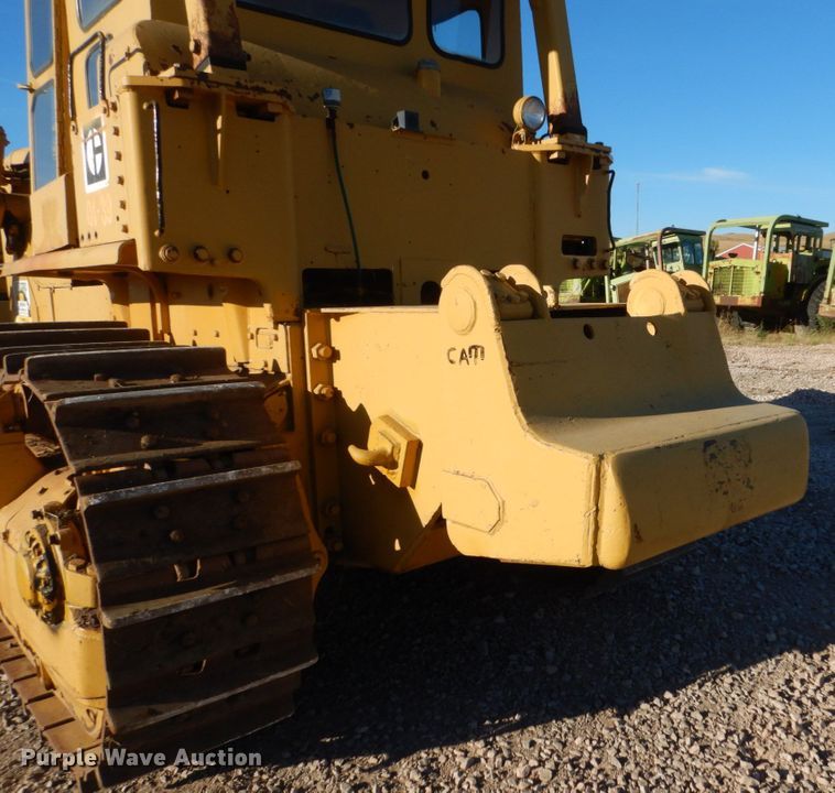 image for item DC8917 1974 Caterpillar D9G dozer