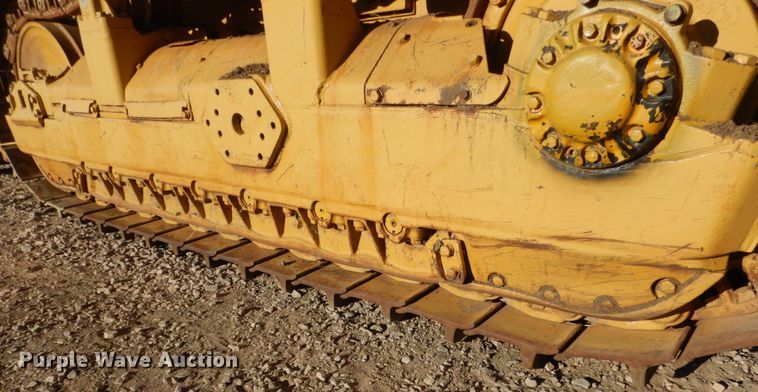 image for item DC8917 1974 Caterpillar D9G dozer