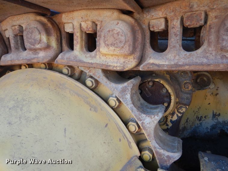 image for item DC8917 1974 Caterpillar D9G dozer