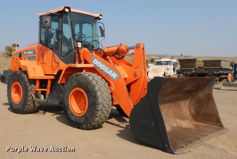 image for item DC8945 2014 Doosan DL250-3  wheel loader