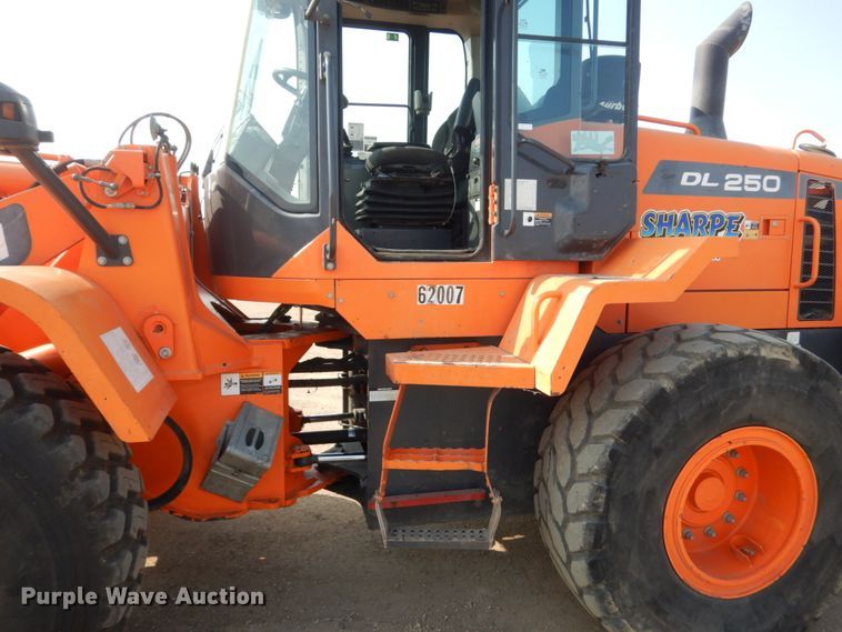 image for item DC8945 2014 Doosan DL250-3  wheel loader