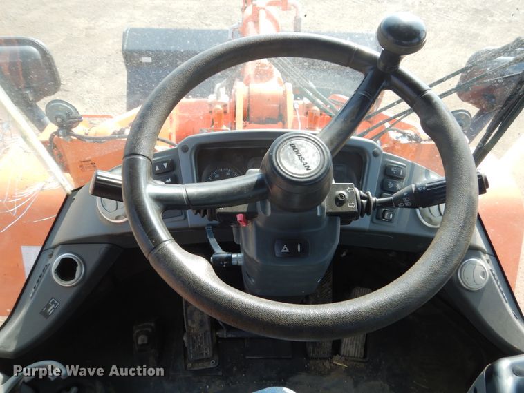 image for item DC8945 2014 Doosan DL250-3  wheel loader