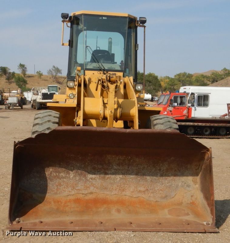 image for item DC8946 1996 Caterpillar 924F  wheel loader