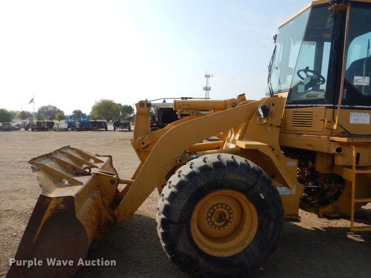 image for item DC8946 1996 Caterpillar 924F  wheel loader