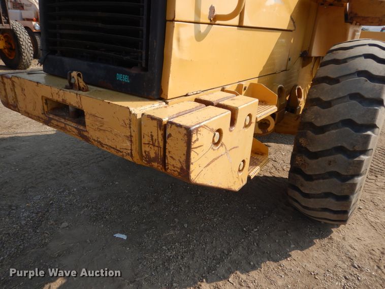image for item DC8946 1996 Caterpillar 924F  wheel loader