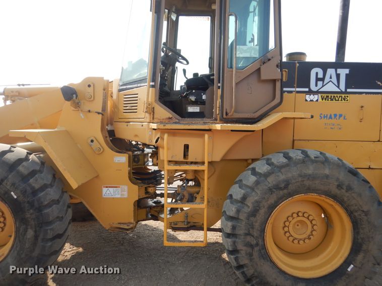 image for item DC8946 1996 Caterpillar 924F  wheel loader