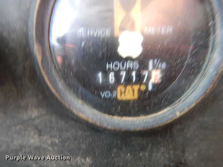 image for item DC8946 1996 Caterpillar 924F  wheel loader