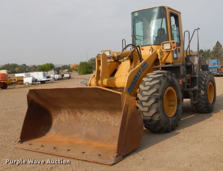 image for item DC8952 1998 Komatsu WA320-3  wheel loader