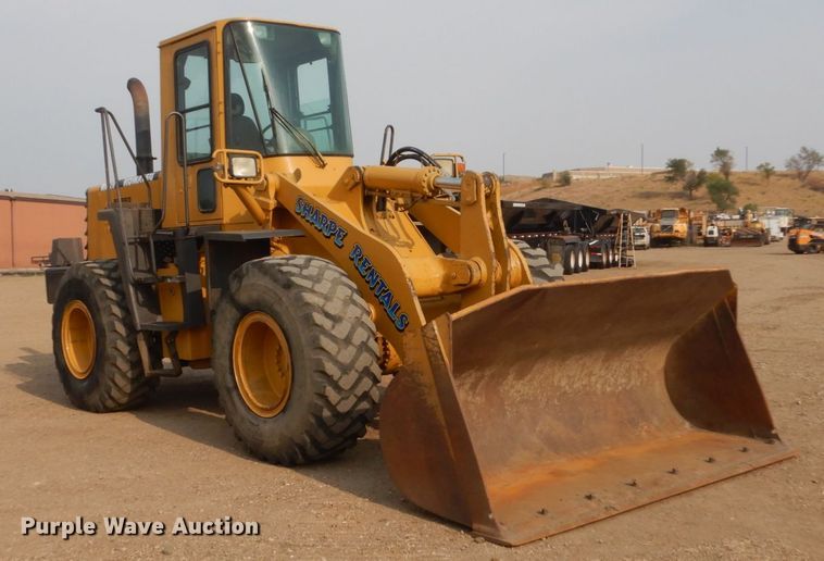 image for item DC8952 1998 Komatsu WA320-3  wheel loader