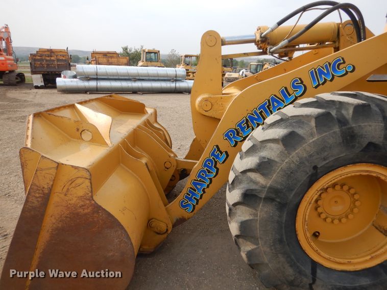 image for item DC8952 1998 Komatsu WA320-3  wheel loader