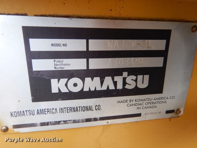 image for item DC8952 1998 Komatsu WA320-3  wheel loader