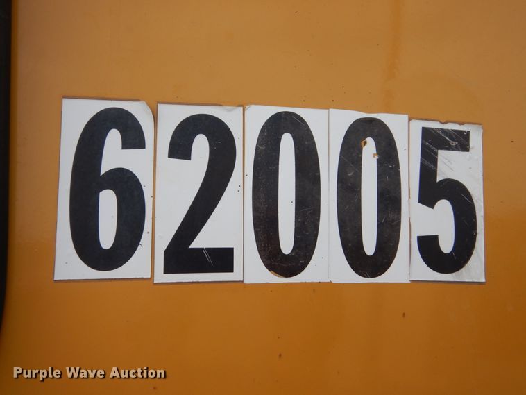 image for item DC8952 1998 Komatsu WA320-3  wheel loader