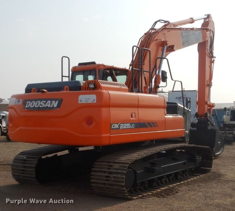 image for item DC8953 2014 Doosan DX225LC-3  excavator