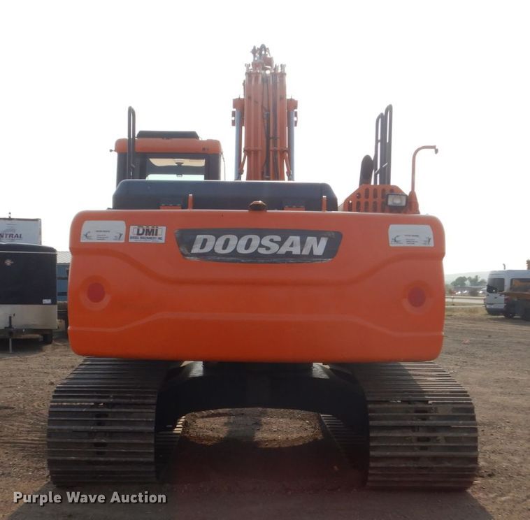 image for item DC8953 2014 Doosan DX225LC-3  excavator