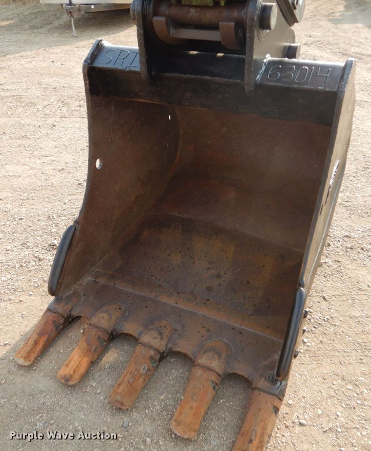 image for item DC8953 2014 Doosan DX225LC-3  excavator