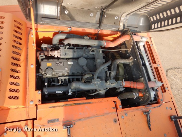 image for item DC8953 2014 Doosan DX225LC-3  excavator