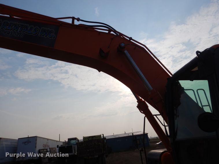 image for item DC8954 2014 Doosan DX225LC-3  excavator