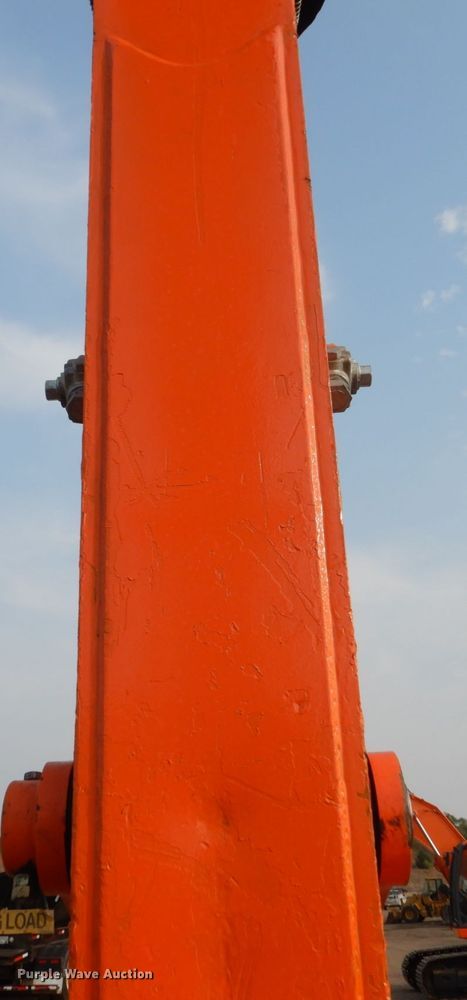 image for item DC8954 2014 Doosan DX225LC-3  excavator