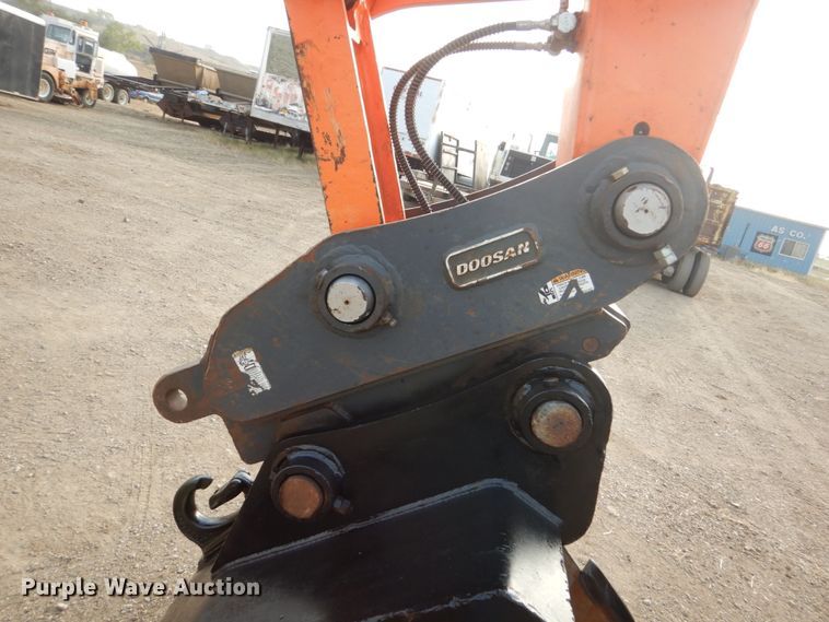 image for item DC8954 2014 Doosan DX225LC-3  excavator