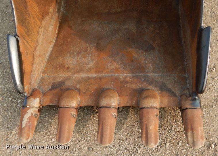 image for item DC8954 2014 Doosan DX225LC-3  excavator