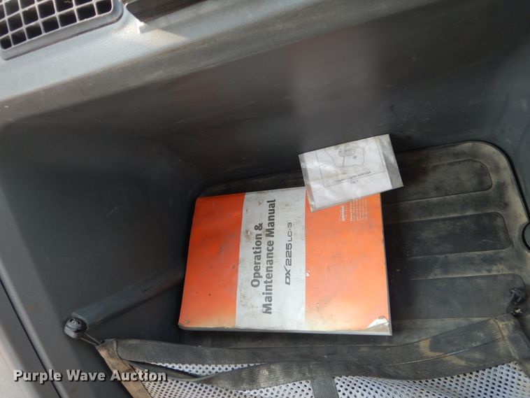 image for item DC8954 2014 Doosan DX225LC-3  excavator